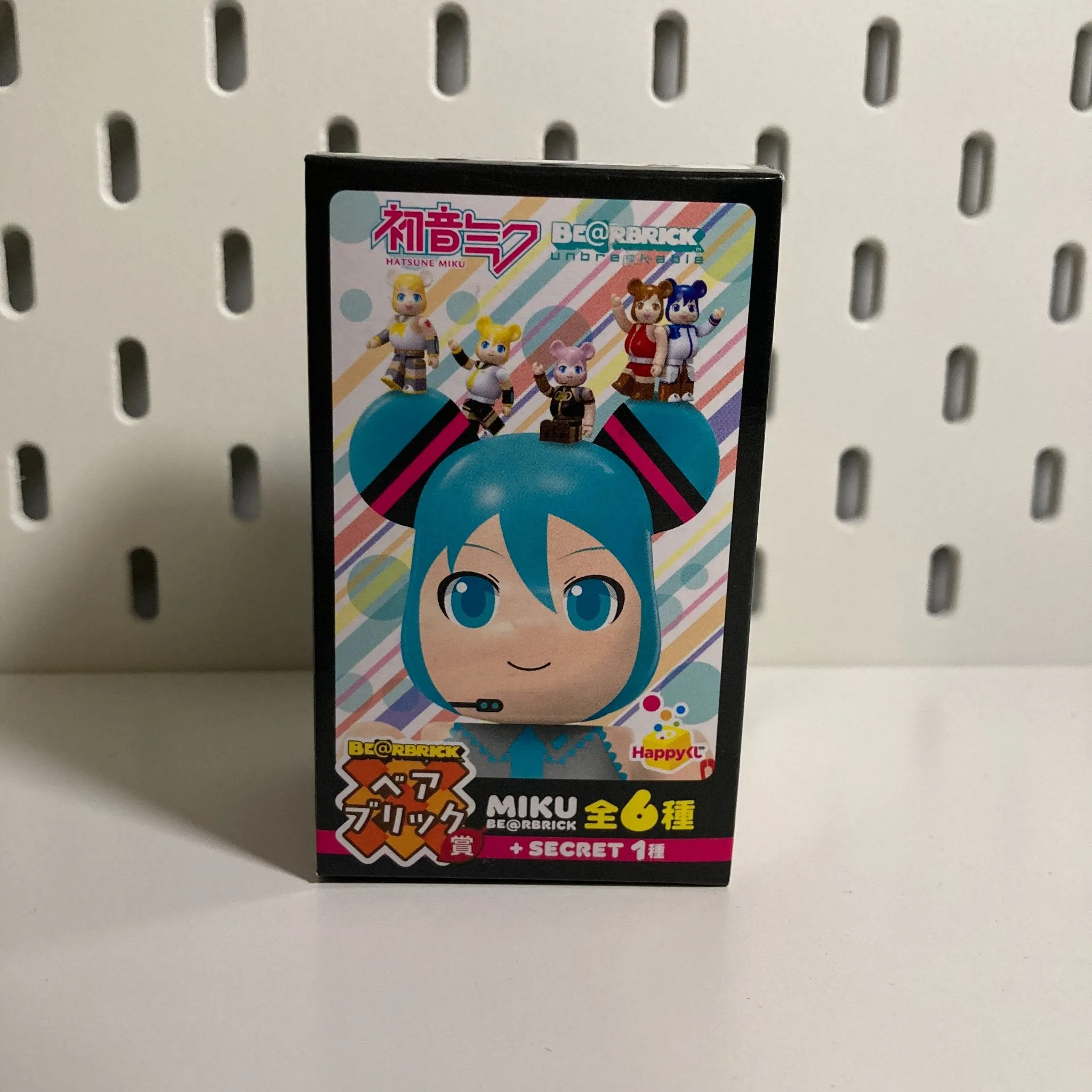 Hatsune Miku-  Bearbrick Happy Kuji blind box - Medicom
